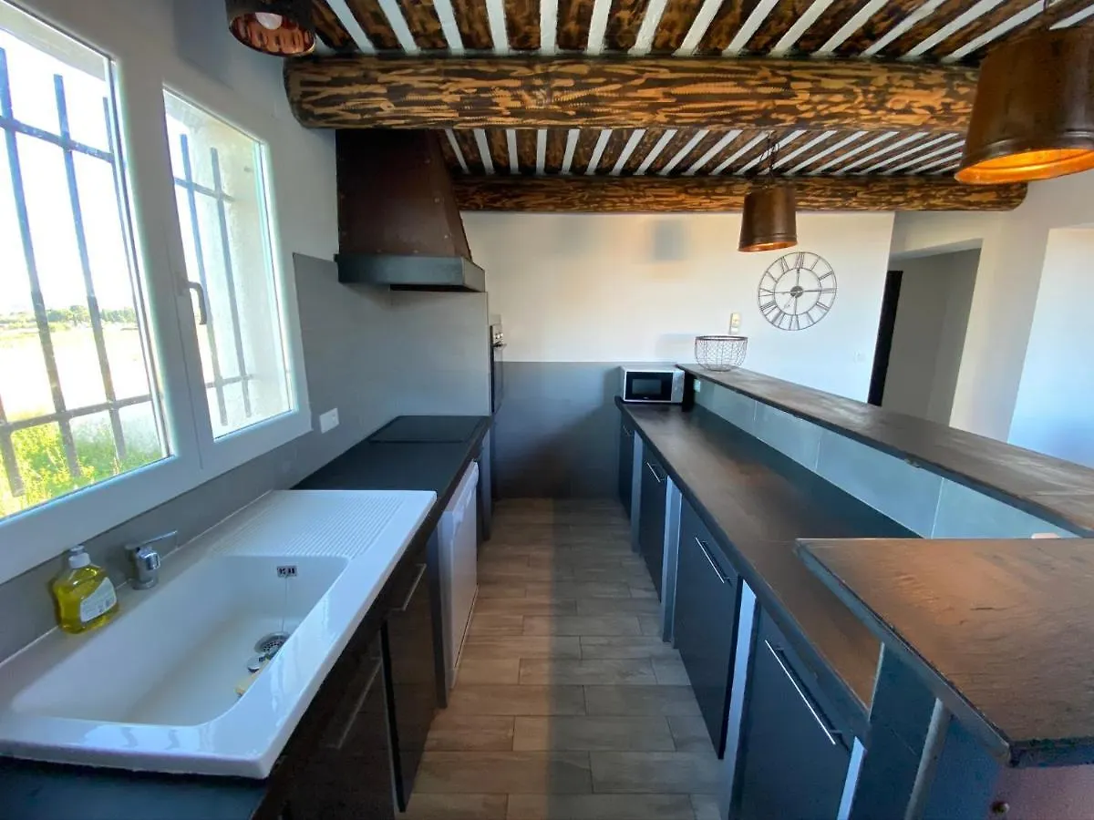 Domaine Des Francobelges - Appartements Lauris 0*,  France